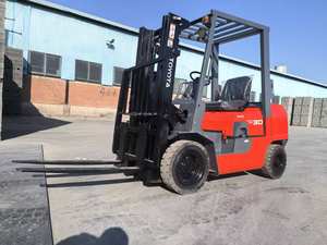 Montacargas Toyota 30 Usado Original Japonés, 3 Toneladas, 3 Etapas, Capacidad de Carga Nominal, Motor de Elevación, Rodamiento para Minas y Obras de Construcción - Product Image 4