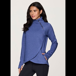 เสื้อฮู้ดสวมหัวโอเวอร์ไซส์สำหรับผู้หญิงเสื้อครอปมีฮู้ดเสื้อครอปมีโลโก้ออกแบบได้ตามต้องการ - Product Image 1