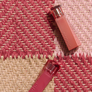 Lápiz labial coreano con logotipo de etiqueta privada de OEM y ODM, tinte de labios brillante, brillo de labios vegano hidratante, maquillaje, cambio de marca, cuidado de labios - Product Image 4