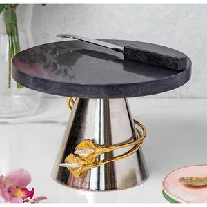 Artículos de fiesta, decoración de mármol de piedra, regalo para el hogar, comida redonda blanca, plato de pastel de Chocolate, bandeja de servicio escalonada de mármol con mango de Metal - Product Image 6