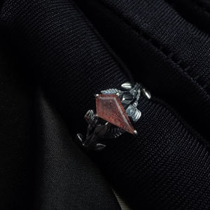 Anillo de Plata de Ley 925 con Cuarzo Fresa en Corte Cometa, Chapado en Oro, Joyería de Piedras Preciosas Hecha a Mano, Venta al por Mayor, Personalizado - Product Image 1