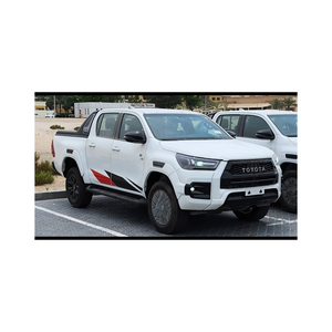 ACURA Hilux DC 2.4D MT 4X4 2022 d'occasion, modèle à conduite à gauche, sièges en tissu, caméra arrière, phares à LED, écran tactile, toit ouvrant - Product Image 4