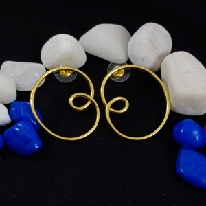 ต่างหูทองเหลืองชุบทองทำมือ เครื่องประดับแฟชั่น - Product Image 1