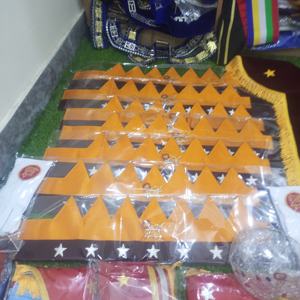 Hoj Héroïnes de Jericho Ensemble de tablier et gants à couronne - Product Image 4