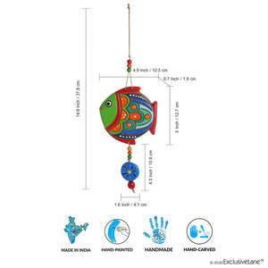 Ensemble de 2 suspensions murales décoratives en terre cuite «The Fish Twins» faites à la main et peintes à la main - Product Image 5