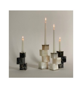 Portavelas decorativo para el hogar de diseño único, candelabro de mármol de primera calidad al mejor precio por proveedores indios - Product Image 1