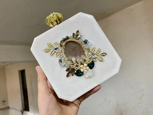 Embrayage en résine du fournisseur indien Accessoire de qualité à l'exportation pour élever votre style de mode Ladys de l'Inde - Product Image 2