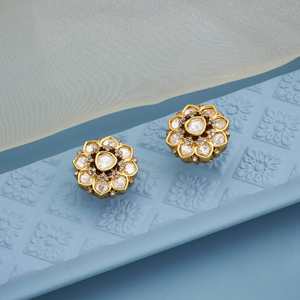 Pendientes de aro de moda Kundan 186645 religiosos de latón y aleación de zinc con circonitas, diseño floral y de plumas, para boda - Product Image 2