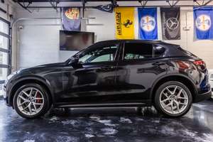 USADO LHD/RHD 2019 ALFA ROMEO STELVIO TI SPORT AWD - Product Image 3