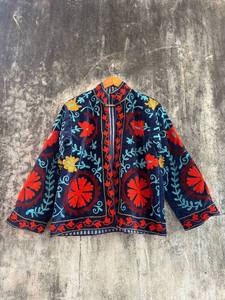 เสื้อแจ็คเก็ตปักลายซูซานีผ้ากำมะหยี่สไตล์โบฮีเมียนสำหรับผู้หญิง – แฟชั่นลายดอกไม้สไตล์ชาติพันธุ์ทำมือสุดหรู - Product Image 5