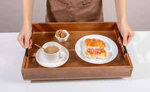 Plateau de service surdimensionné en bois d'acacia personnalisé avec poignée en métal pour table basse, nourriture, boissons, petit-déjeuner, hôtel, restaurant, traiteur - Product Image 5