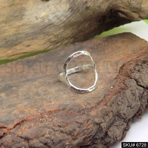 Anillo hecho a mano de diseñador liso de declaración única chapada en plata Premium para mujeres y niñas para regalo purppse SKU6728 - Product Image 1