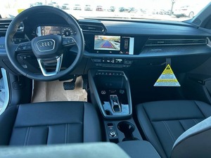 รถซีดานมือสอง2025รถออดี้ A3แบบพรีเมี่ยมพลัส4dr AWD w/ 40 TFSI - Product Image 2