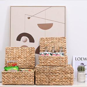 Caja organizadora de alta calidad para el hogar, hecha de jacinto de agua, con tapa, para almacenar artículos esenciales. - Product Image 6