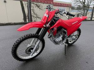 NUEVA Motocicleta Todoterreno <span class=keywords><strong>Honda</strong></span> CRF 250F 250cc Enduro 2026 para Adultos con Encendido Eléctrico EFI y Características Premium para <span class=keywords><strong>Off</strong></span>-<span class=keywords><strong>Road</strong></span> - Product Image 6