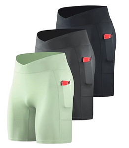 กางเกงขาสั้นรัดรูปผู้ชายมีกระเป๋า แห้งเร็ว เหมาะสำหรับโยคะและวิ่ง - Product Image 1