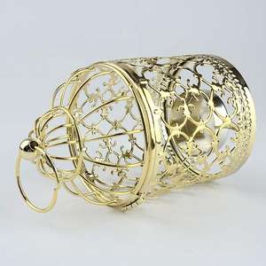 Farol de Metal Decorativo Colgante con Soporte para Velas, para Decoración Navideña y de Pascua - Product Image 3