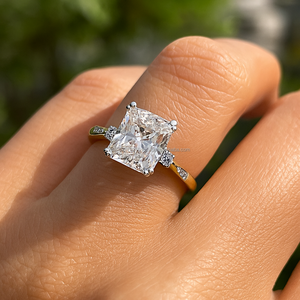 Anillo de Compromiso Solitario de Moissanita con Corte Radiante de 2.00CT Original, Oro Amarillo de 10K, Certificado IGI, Regalo de Aniversario para Mujer, Estilo Religioso - Product Image 5