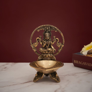 Top vente belle gravée Diwali fait à la main en laiton traditionnel en laiton Kuber profond/Diya/lampe à huile - Product Image 2