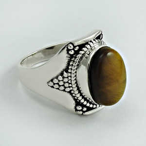 Anillo de Piedra Ojo de Tigre de Corte Ovalado Estilo Boho Vintage, Elaborado en Plata de Ley 925, Joyería Boho Hecha a Mano - Product Image 1