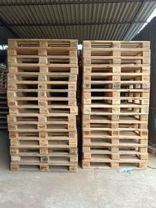 Palette en bois durable double face EPAL Euro Matériau solide en plastique et bois avec options de feuille de glissement HDPE et PP pour usage industriel - Product Image 4