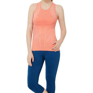 เสื้อกล้ามผู้หญิงดีไซน์แบบยั่งยืน - Product Image 4