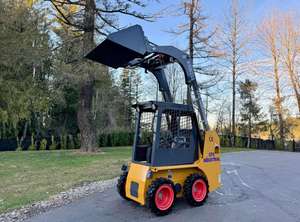 Livraison gratuite CFG KRW232 30hp Mini chargeuse compacte CE EPA Moteur diesel essence Roues Mini chargeuse sur chenilles pour tous terrains - Product Image 2