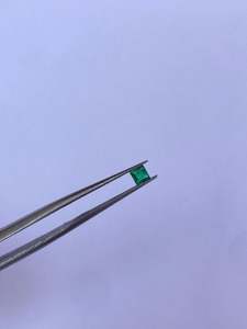 Piedra Preciosa Suelta de Esmeralda de Alta Transparencia y Calidad, 0.23 CTS, Verde, para Joyería de Lujo de Diseñador - Product Image 4