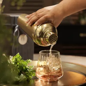 Coctelera de Acero Inoxidable Martillado con Acabado Mate Dorado, Venta al por Mayor de Artículos de Bar para Cócteles y Suministro al por Mayor para Bartenders Profesionales - Product Image 3
