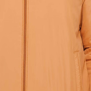 Gana puntos de estilo instantáneo con chaqueta de satén para hombre con comodidad ligera y aspecto atlético transpirable - Product Image 6