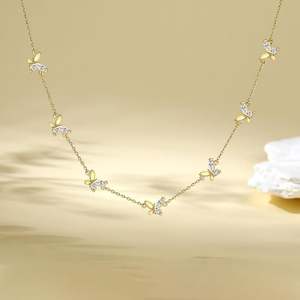 Collier pour femme Jeulia en argent sterling avec papillon doré et zircon - Product Image 4