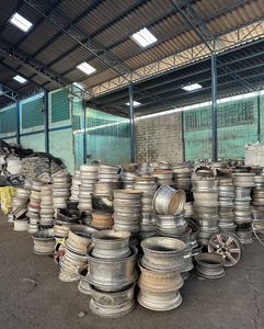 Best Aluminum Wheel Hub <b>Scrap</b> Alloy Wheel Recycling Material with 99.90% Al Content for <b>Metal</b> <b>Scrap</b> Processing - Product Image 1