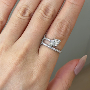 Anillo de moissanita de 1 quilate de compromiso para mujer de alta calidad en oro rosa Amarillo Blanco de 14K VVS2 al por mayor y precio más barato - Product Image 2