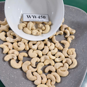 Noix de cajou Kaju W450 Noix de cajou SANTIGO Noix de cajou WW450 exportées au Moyen-Orient - Product Image 1