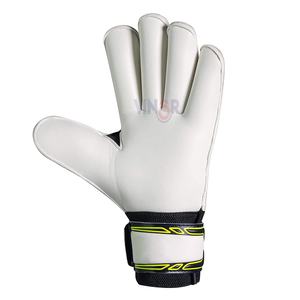 Gants de gardien de but en cuir de vache 2025 Séchage rapide Ajustement confortable Prix de gros OEM personnalisés Gants de gardien de but - Product Image 3