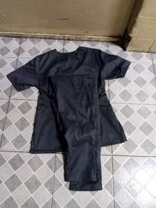 Tenues d'infirmière personnalisées, ensembles de blouses et pantalons de travail pour femmes, uniformes d'hôpital, ensembles de blouses de travail élégants et luxueux en polyester tricoté - Product Image 5