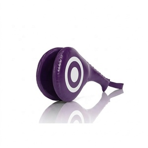 Mitaines de boxe Fairtex de haute qualité, personnalisées, durables, confortables, avec une prise en main optimale, en cuir véritable, rembourrage en mousse, pour MMA et boxe. - Product Image 6