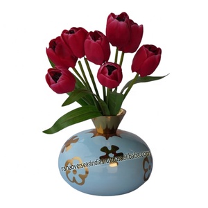 Jarrón de brotes de aluminio y metal decorativo para mesa moderna para interiores de casa con patrón floral al mejor precio del proveedor - Product Image 1