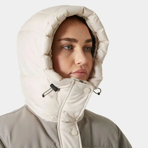 Chaqueta Acolchada de Alta Calidad para Mujer, Diseño Personalizado OEM, Capucha Ajustable, Diseño Acolchado, Transpirable, Cortavientos, de Algodón, para Invierno - Product Image 3