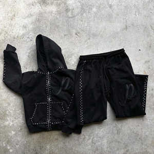 Survêtement de qualité supérieure en coton French Terry personnalisé, impression sérigraphique, délavage à l'acide et fermeture éclair en strass - Product Image 6