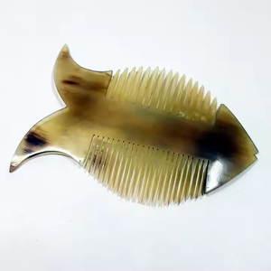 Crescent Crafts 100% Buffalo Ox Horn Peine con forma de pez Diente lateral doble de alta calidad a precio mayorista de la India - Product Image 3