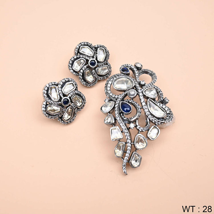 Antique/Oxidised Polished