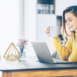Boule de diamant Sharpe en fer doré élégant Décoration intérieure décorative géométrique pour étagères Tables dans les salons et les chambres à coucher - Product Image 4