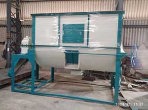 เครื่องผสมอาหารแบบสามริบบิ้นเครื่องผสมผงแห้งสำหรับอาหารสัตว์ปีก GRM-200ผสมอาหารสัตว์ - Product Image 2