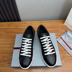 Chaussures de Skateboard pour Hommes Designers, Chaussures de Sport de Haute Qualité pour Femmes, Nouvelles Chaussures de Marche Tendance Printemps-Été - Product Image 3