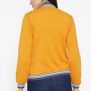 Chaqueta Bomber de satén personalizada de alta calidad 2025, chaqueta de poliéster de invierno para hombres y mujeres, chaqueta universitaria de satén de béisbol, chaquetas de satén para mujer - Product Image 2