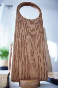 Planche à découper et plateau de service en bois - Durable, lavable au lave-vaisselle - Product Image 2