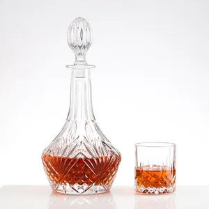 中国工厂制造商高品质批发空透明圆形375毫升500毫升750毫升玻璃空威士忌酒瓶出售