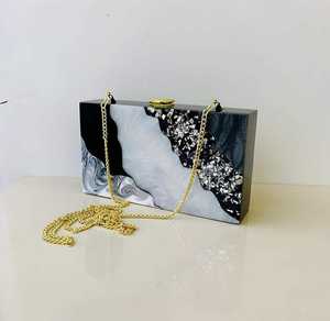 กระเป๋าคลัทช์เรซิ่นรักษ์โลกแบรนด์ใหม่ ดีไซน์พรีเมียมคุณภาพสูง แฟชั่นทันสมัย ป้องกันการโจรกรรม บุผ้ากำมะหยี่ ใช้ได้ทั้งกลางวันและกลางคืน - Product Image 1