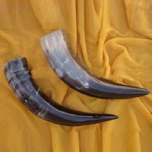 Corne de buffle artisanale pour boire et décorer avec un design celtique, idéale pour les célébrations de style viking ou l'affichage rustique à la maison - Product Image 5